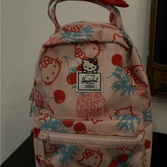 Hershel-Hello Kitty Pink Mini Backpack - Picture 2 of 7